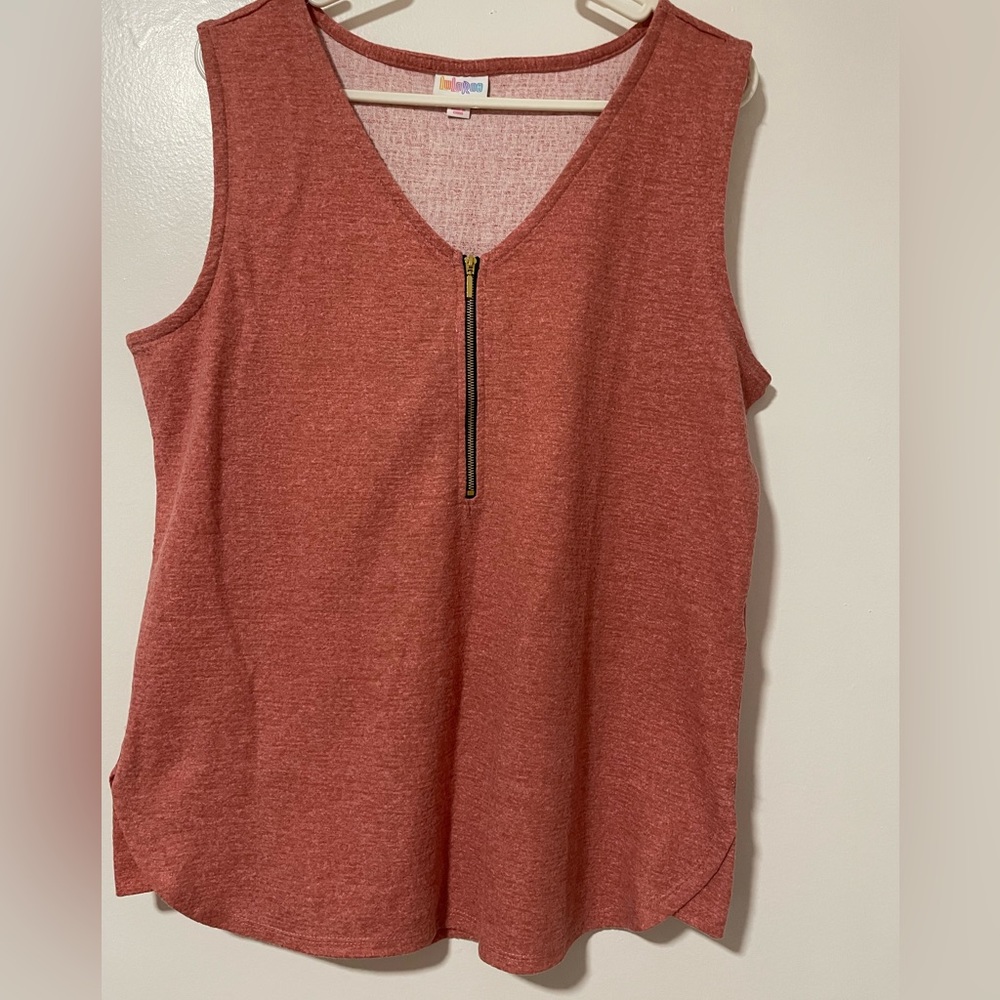 LuLaRoe Rachael Mauve Zipper Tank Top Sz S